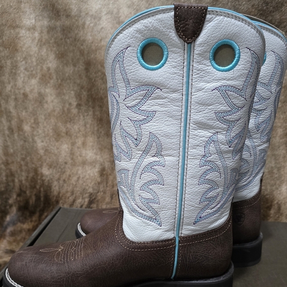 Womens Ariat boots size 7 - Picture 5 of 5